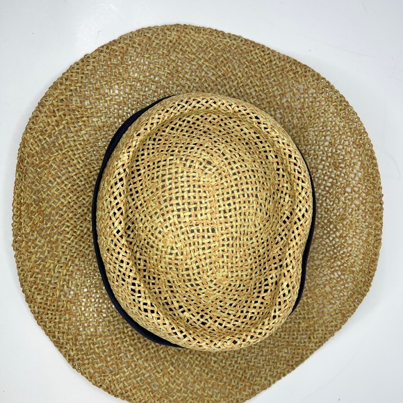 Disney Straw Hat Passholder EPCOT Flower And Garden Festival 2016 - Picture 10 of 13